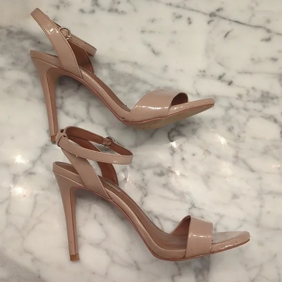 Steve Madden Reno Nude Heels - Picture 4 of 11